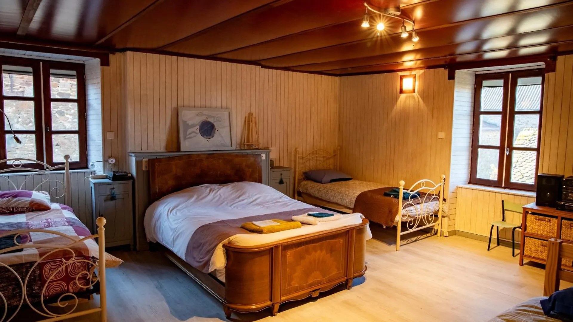 Grande Maison Familiale - Proche Rodez, Wifi, Calme Et Jardin Luc Vakantiehuis