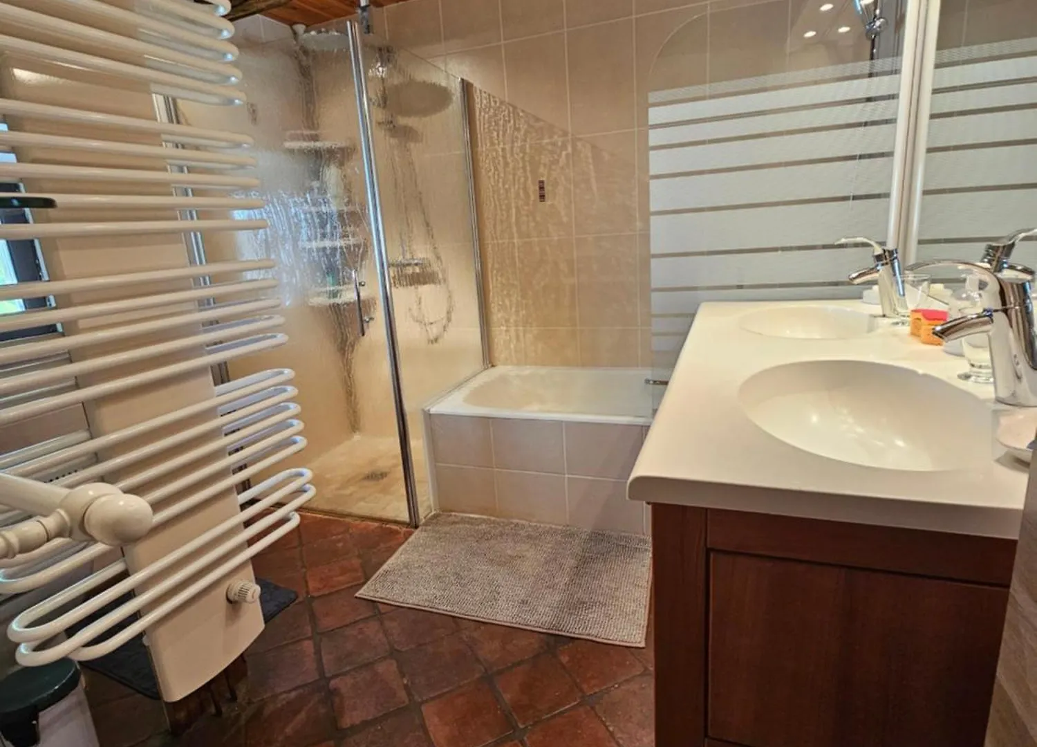 Vakantiehuis Grande Maison Familiale - Proche Rodez, Wifi, Calme Et Jardin Luc